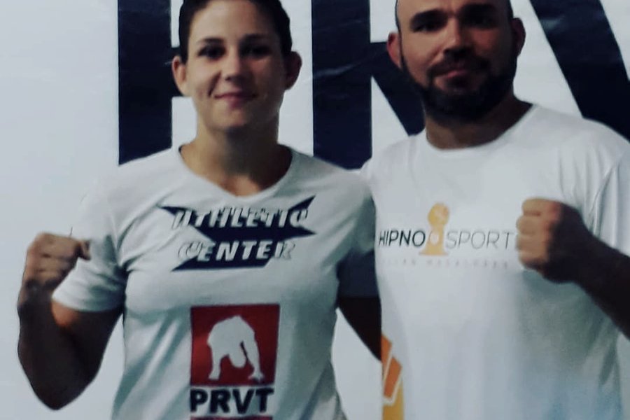 Allan Magalhães com atletas do UFC